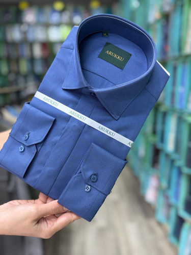 پیراهن مردانه فلورا آبی تیره بدون جیب دکمه مخفی قواره آزاد همای